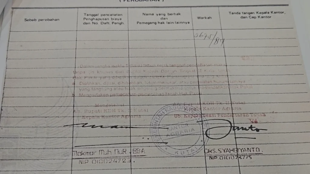 Sertifikat Asli Ada Stempel Merah